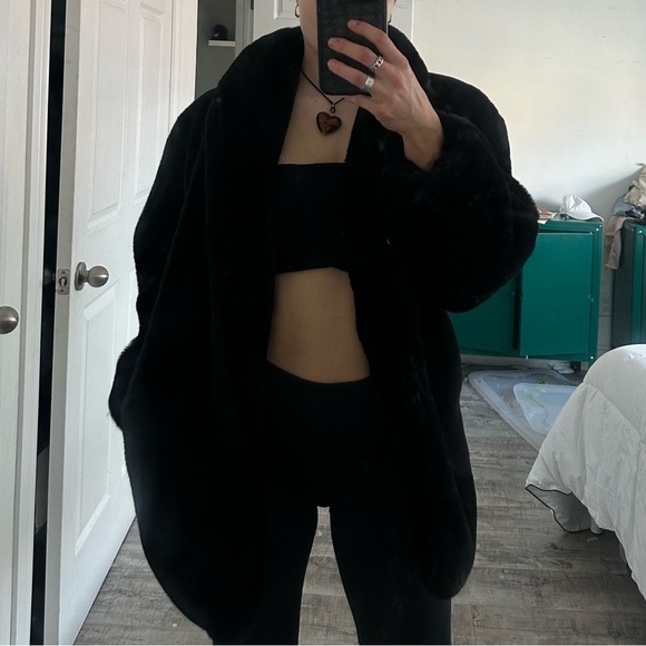 I.AM.GIA Nya Faux Fur Coat - Picture 4 of 7